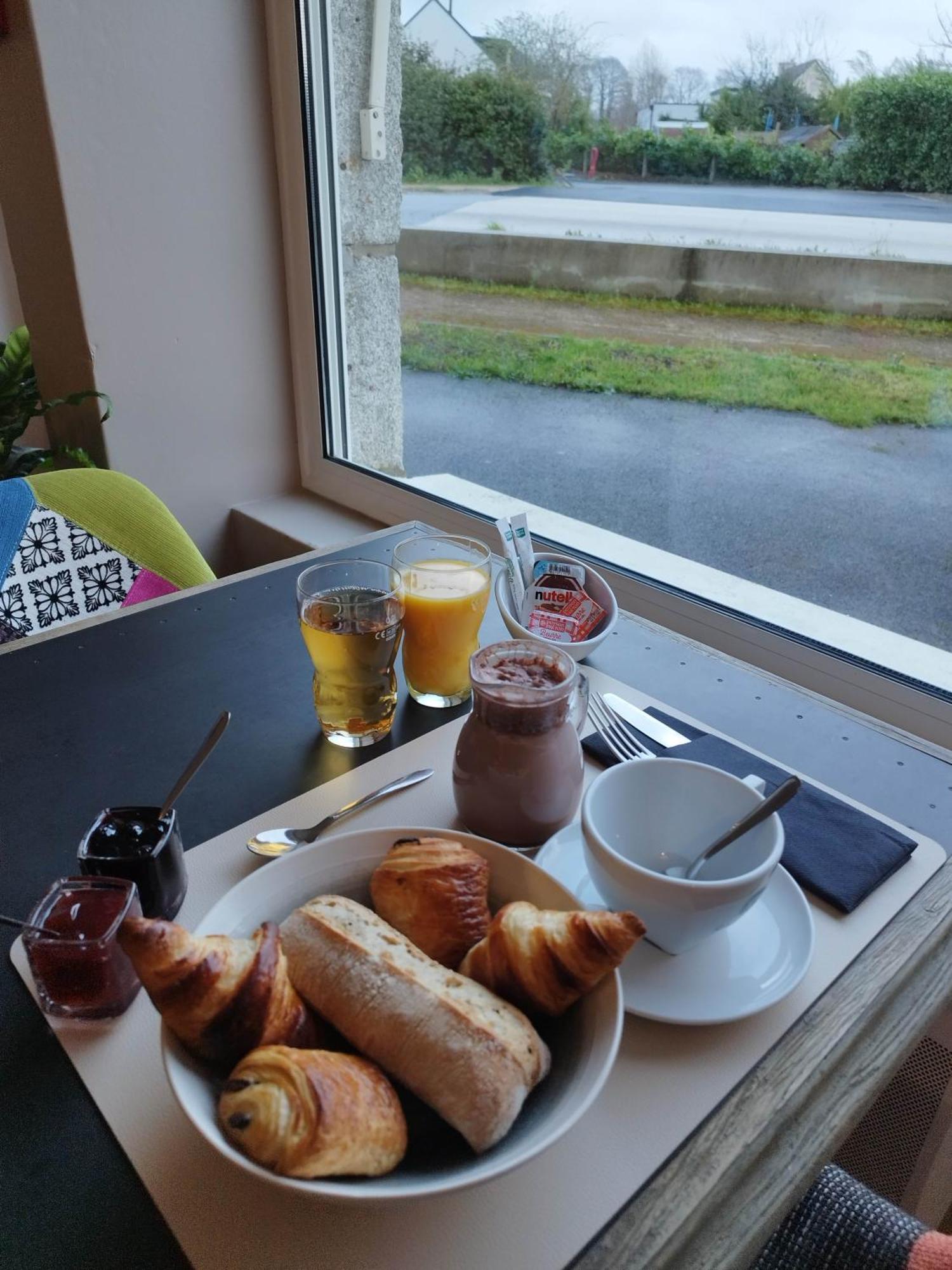 Logis Hotel Vannes Nord Le Clos Des Hortensias Locqueltas Εξωτερικό φωτογραφία